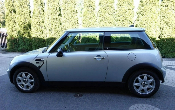 MINI ONE cena 12900 przebieg: 137000, rok produkcji 2006 z Janowiec Wielkopolski małe 106